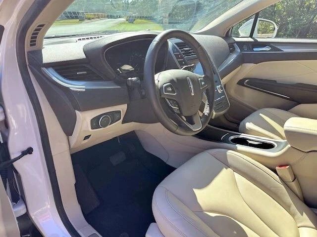 2019 Lincoln MKC - Image 12 of 21