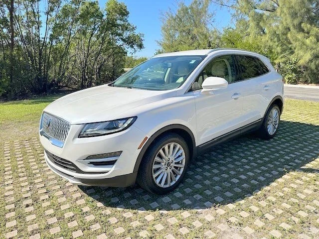 2019 Lincoln MKC - Image 2 of 21