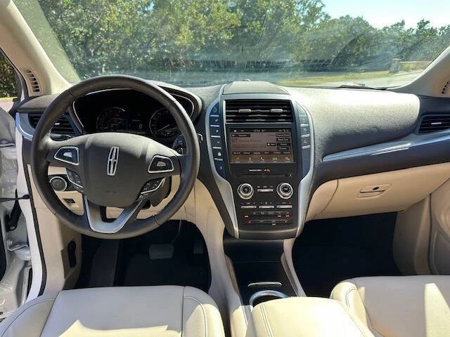 2019 Lincoln MKC - Image 19 of 21