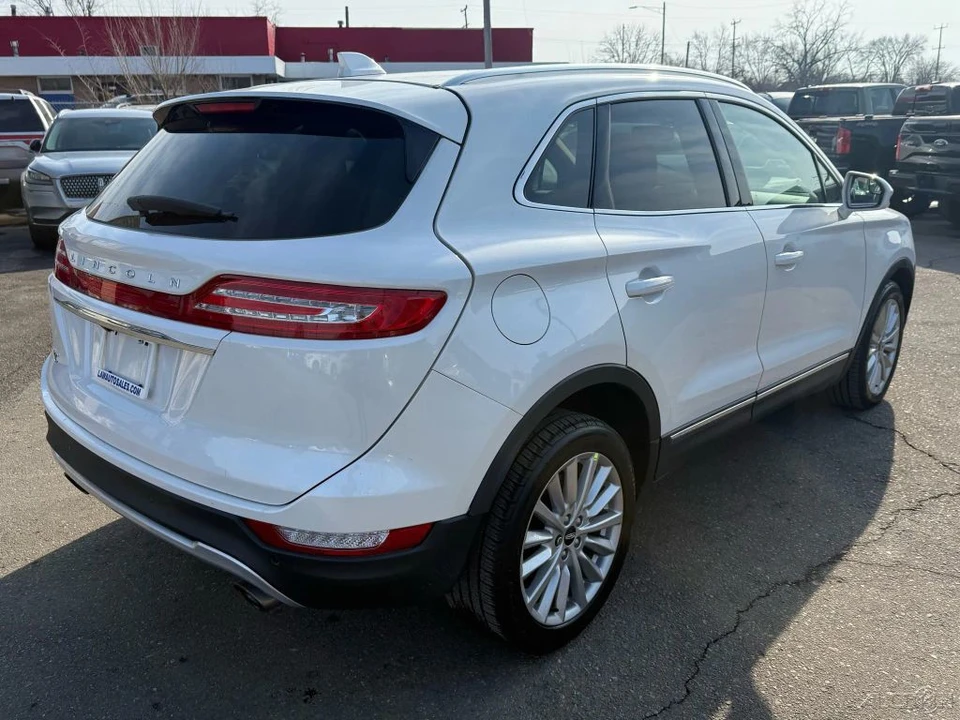 2019 Lincoln MKC - Image 5 of 12