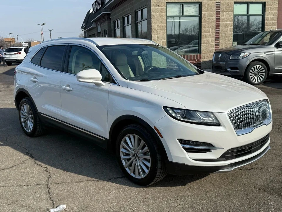 2019 Lincoln MKC - Image 3 of 12