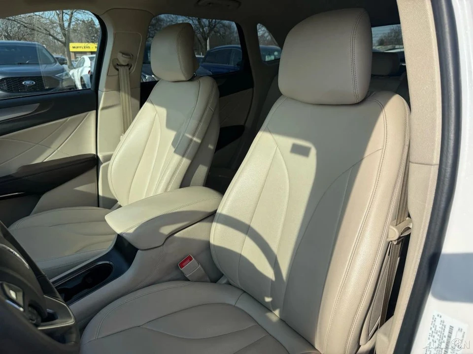 2019 Lincoln MKC - Image 14 of 21