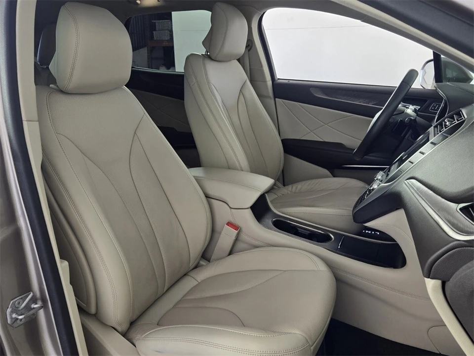 2019 Lincoln MKC - Image 18 of 21