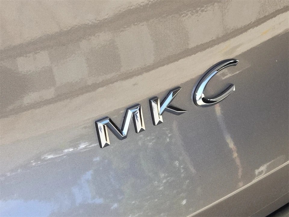 2019 Lincoln MKC - Image 13 of 21