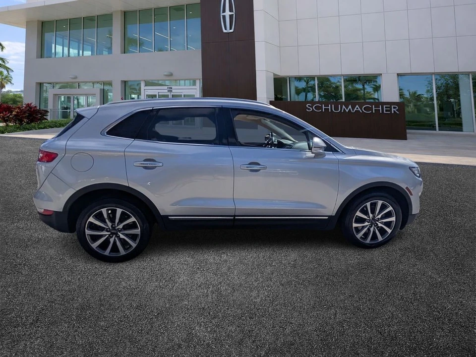 2019 Lincoln MKC - Image 8 of 21