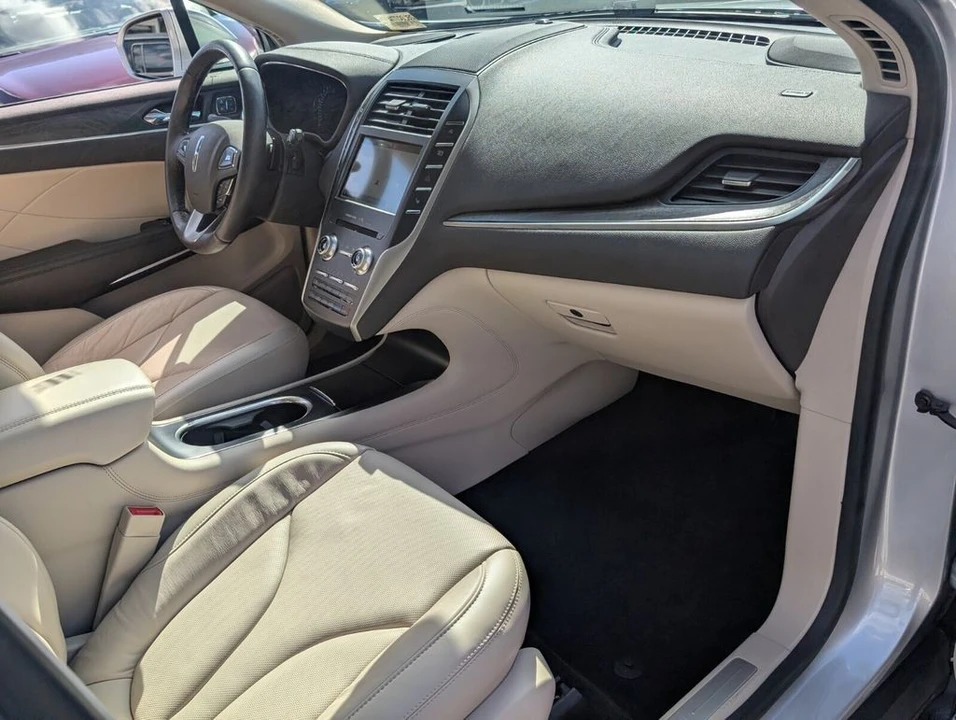 2019 Lincoln MKC - Image 15 of 21