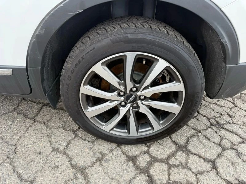 2019 Lincoln MKC - Image 9 of 12