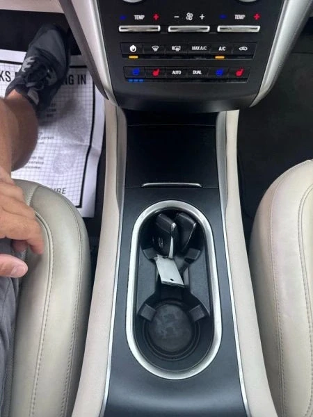 2019 Lincoln MKC - Image 12 of 12