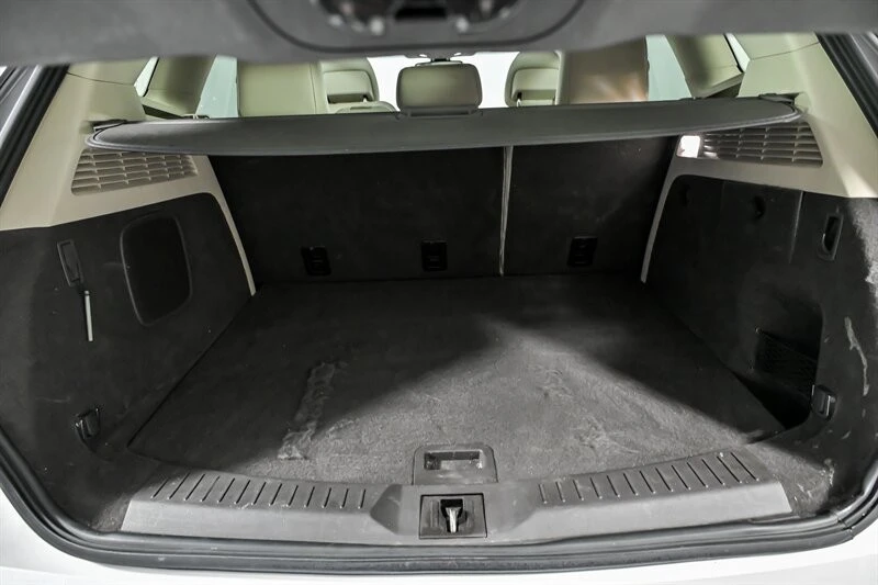 2019 Lincoln MKC - Image 13 of 31