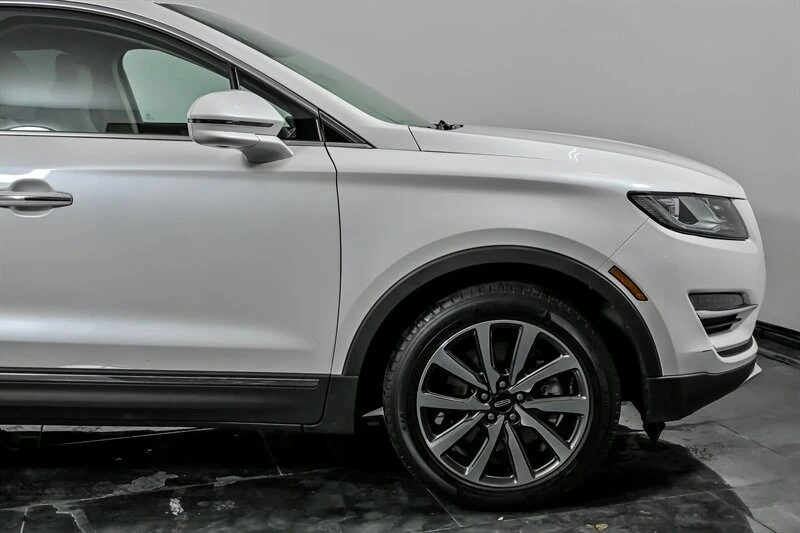 2019 Lincoln MKC - Image 12 of 31