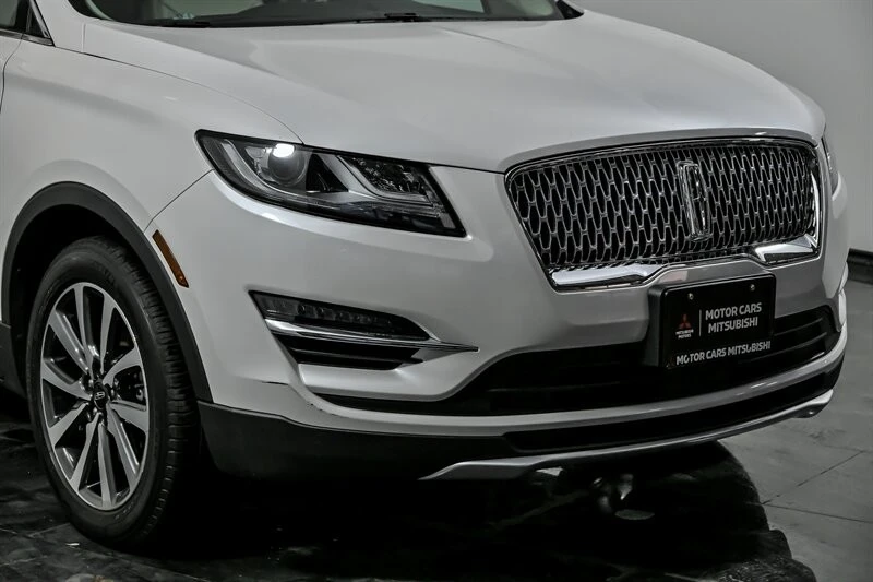 2019 Lincoln MKC - Image 2 of 31