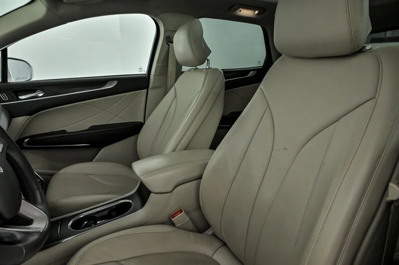 2019 Lincoln MKC - Image 19 of 31