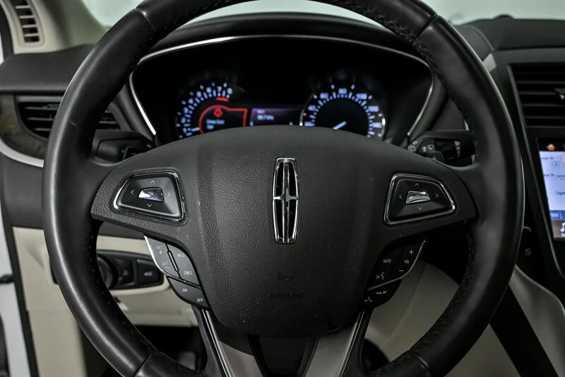 2019 Lincoln MKC - Image 25 of 31