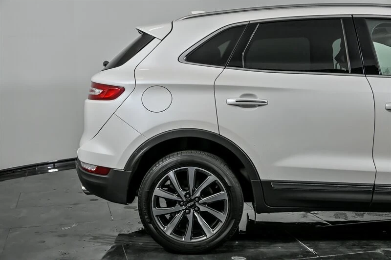 2019 Lincoln MKC - Image 11 of 31