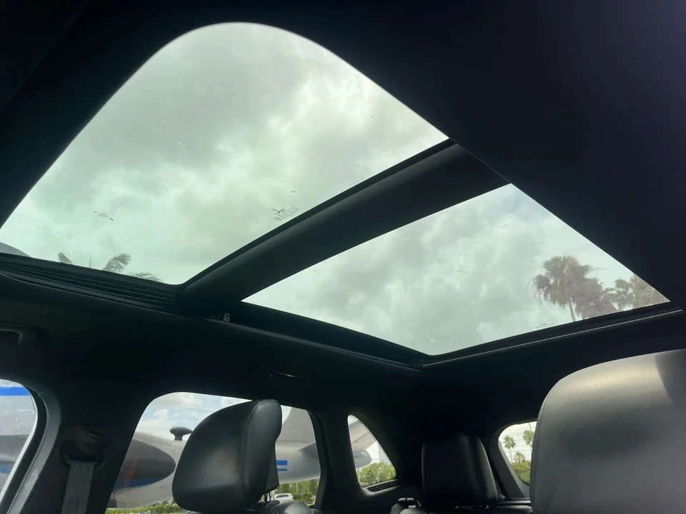 2019 Lincoln MKC - Image 11 of 31