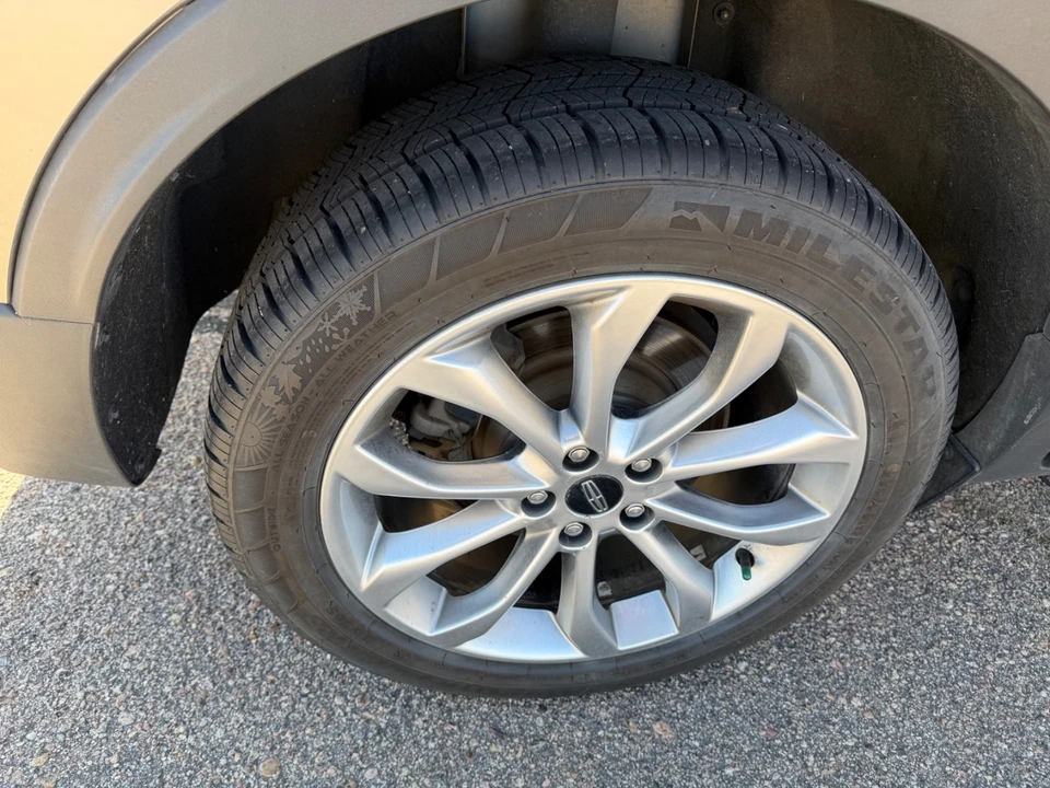 2019 Lincoln MKC - Image 9 of 18