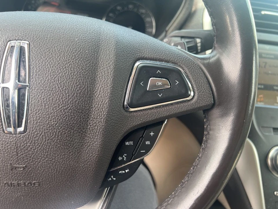 2019 Lincoln MKC - Image 9 of 12