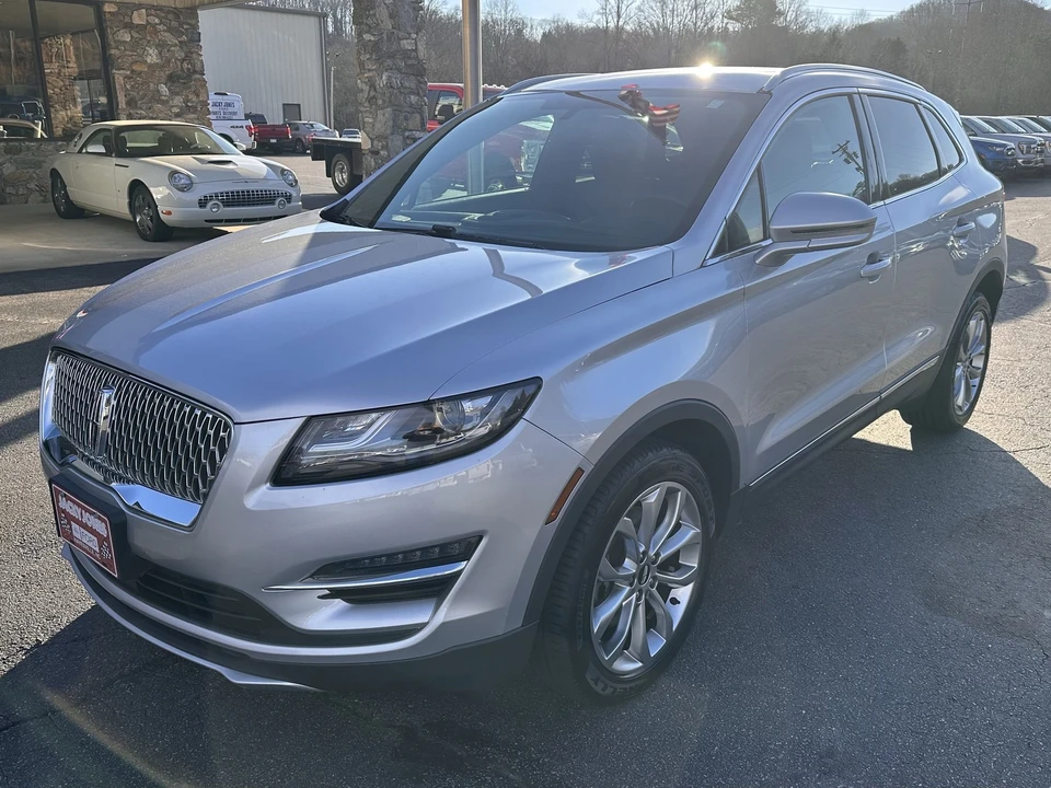 2019 Lincoln MKC - Image 2 of 12