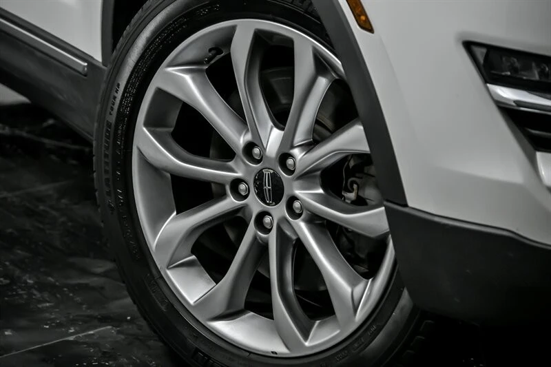 2019 Lincoln MKC - Image 3 of 12