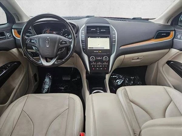 2019 Lincoln MKC - Image 18 of 21