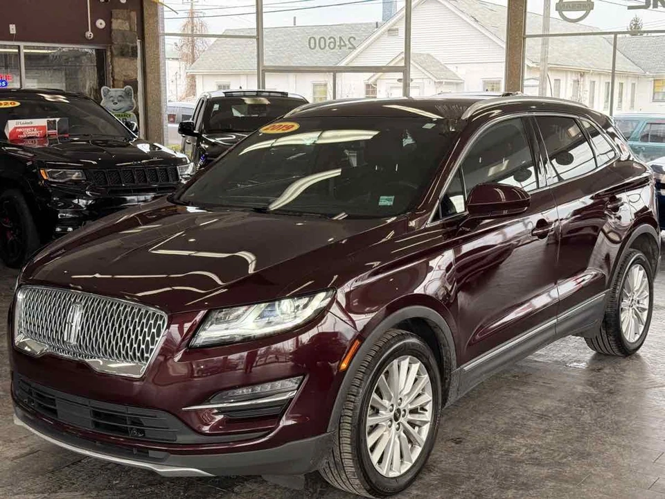 2019 Lincoln MKC - Image 2 of 12