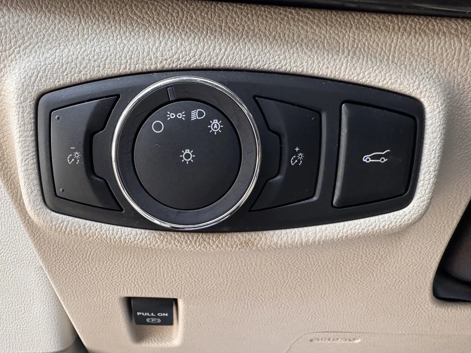 2019 Lincoln MKC - Image 18 of 21