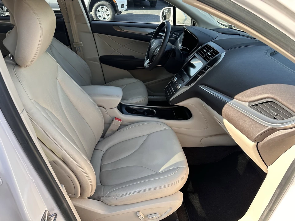 2019 Lincoln MKC - Image 13 of 21