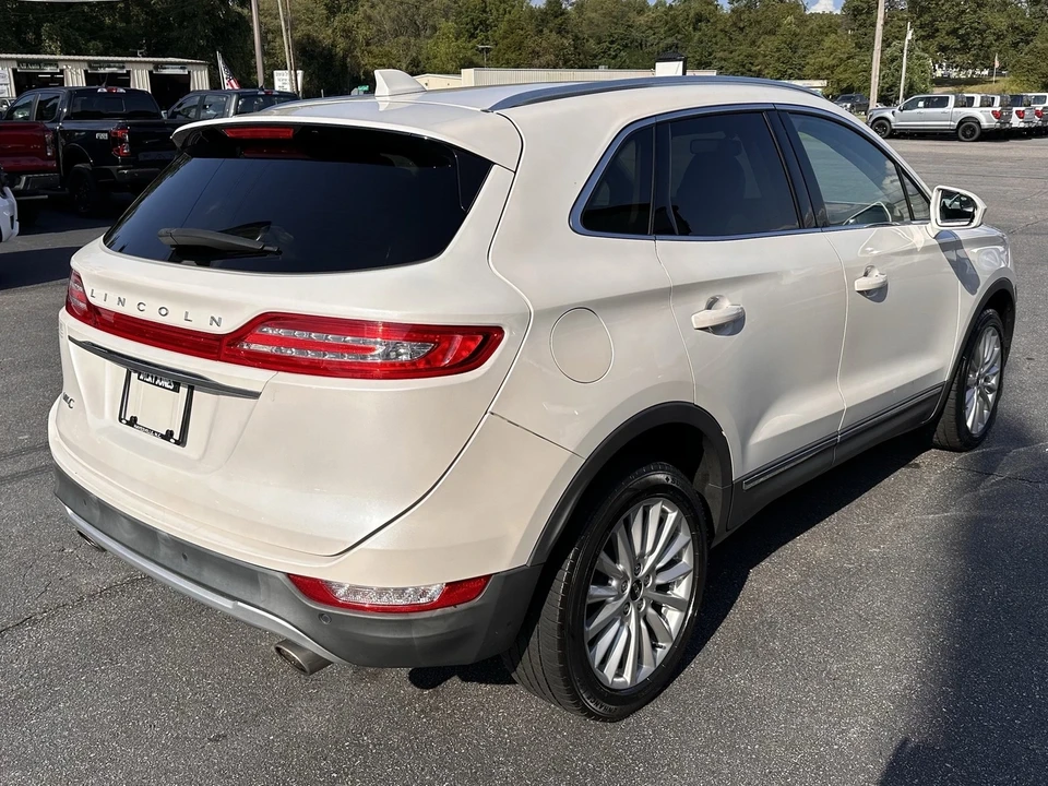 2019 Lincoln MKC - Image 6 of 12