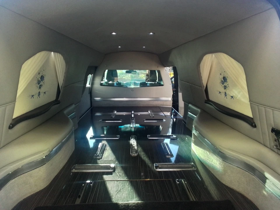 2019 Lincoln MKT - Image 15 of 21