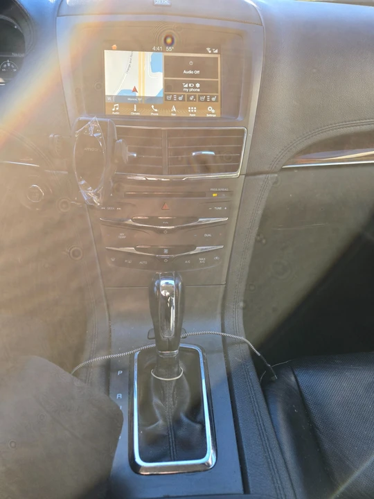 2019 Lincoln MKT - Image 4 of 15