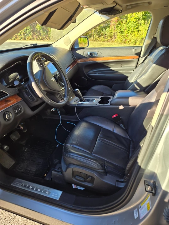 2019 Lincoln MKT - Image 6 of 15