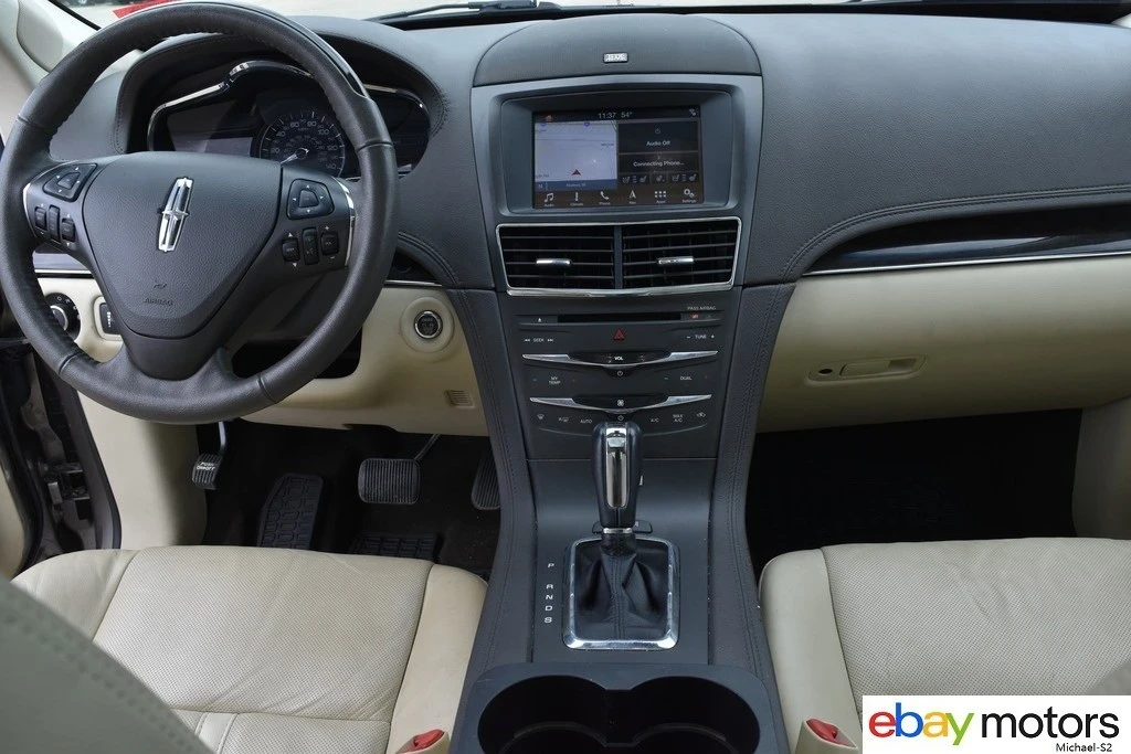 2019 Lincoln MKT - Image 15 of 21