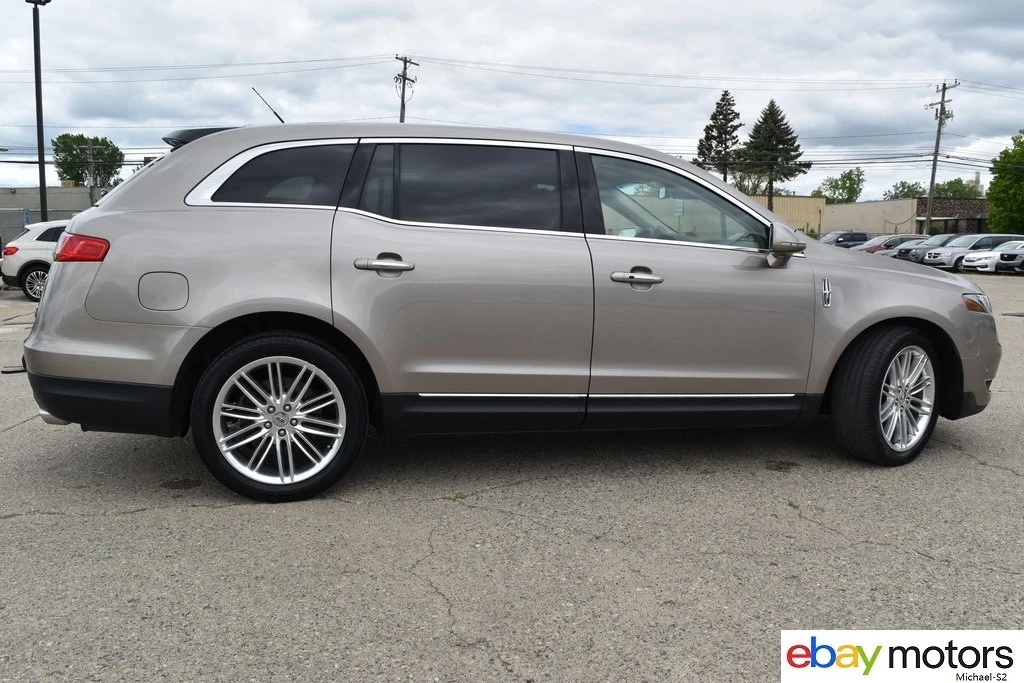 2019 Lincoln MKT - Image 4 of 21