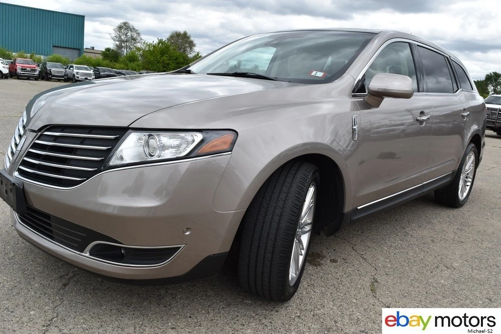 2019 Lincoln MKT - Image 9 of 21
