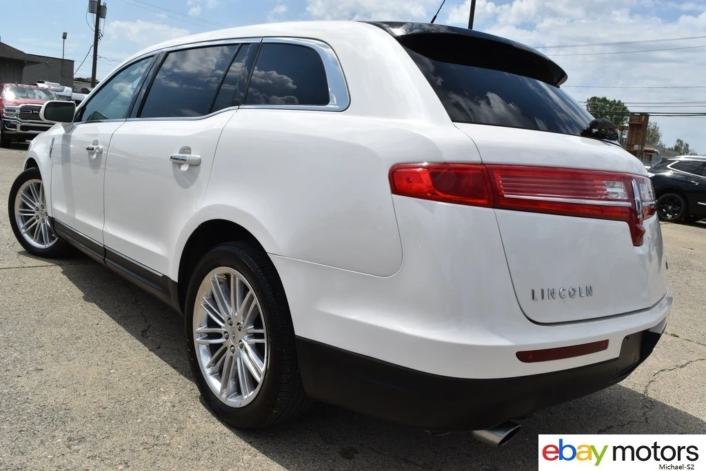 2019 Lincoln MKT - Image 7 of 21
