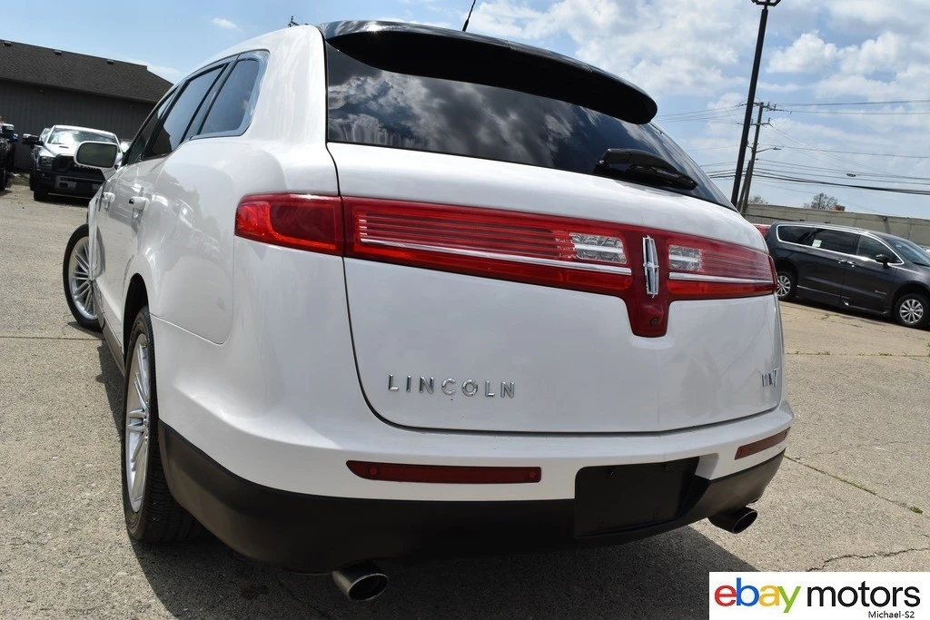2019 Lincoln MKT - Image 6 of 21