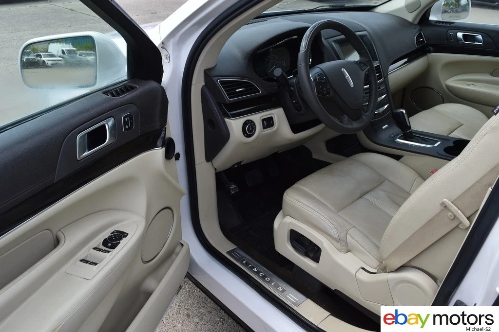 2019 Lincoln MKT - Image 11 of 21