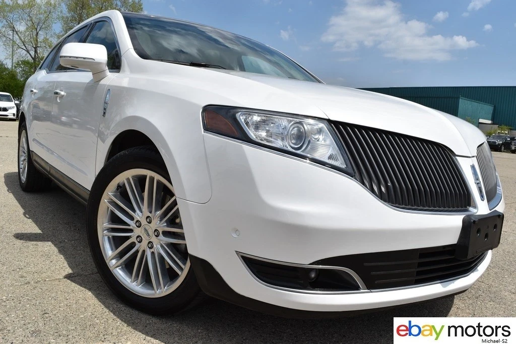 2019 Lincoln MKT - Image 2 of 21