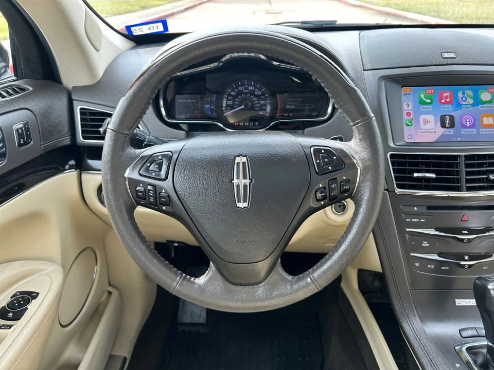 2019 Lincoln MKT - Image 16 of 20