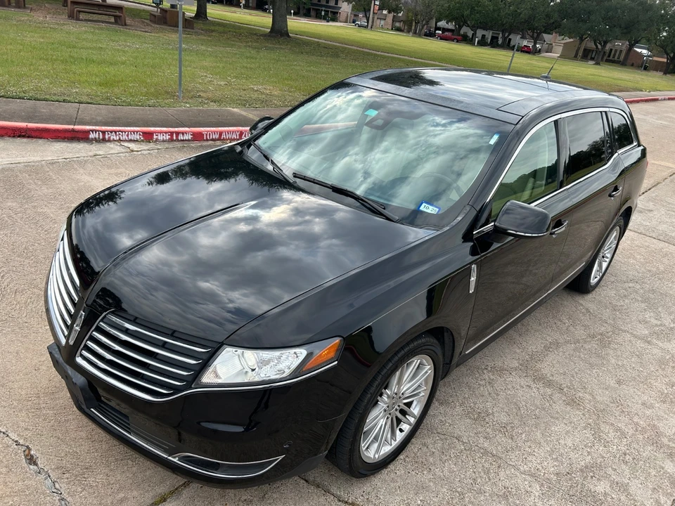 2019 Lincoln MKT - Image 14 of 20