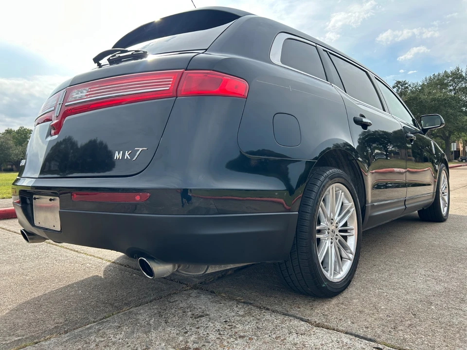 2019 Lincoln MKT - Image 11 of 20