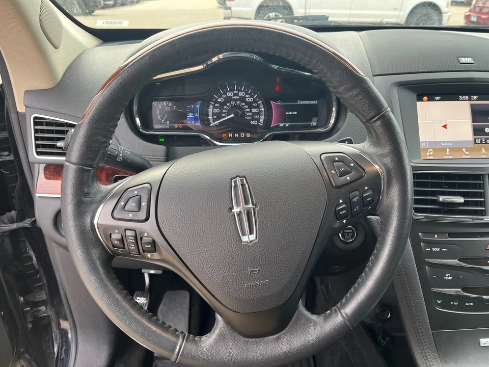 2019 Lincoln MKT - Image 12 of 21