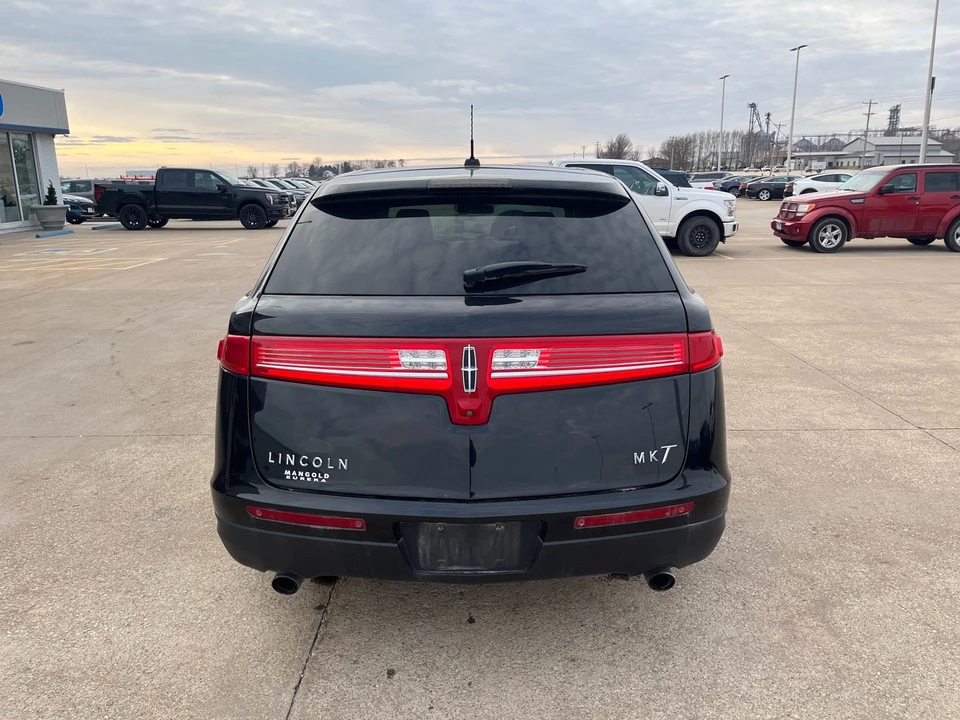2019 Lincoln MKT - Image 7 of 12