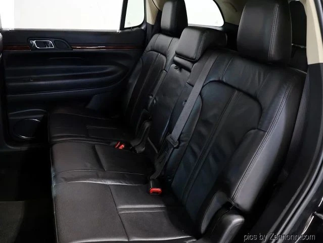 2019 Lincoln MKT - Image 12 of 21