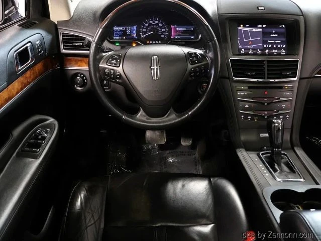2019 Lincoln MKT - Image 16 of 21