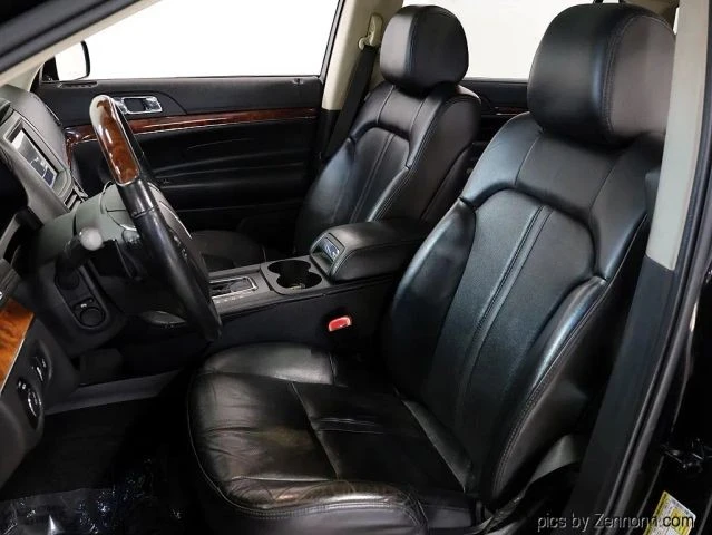 2019 Lincoln MKT - Image 10 of 21