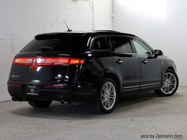 2019 Lincoln MKT - Image 9 of 21