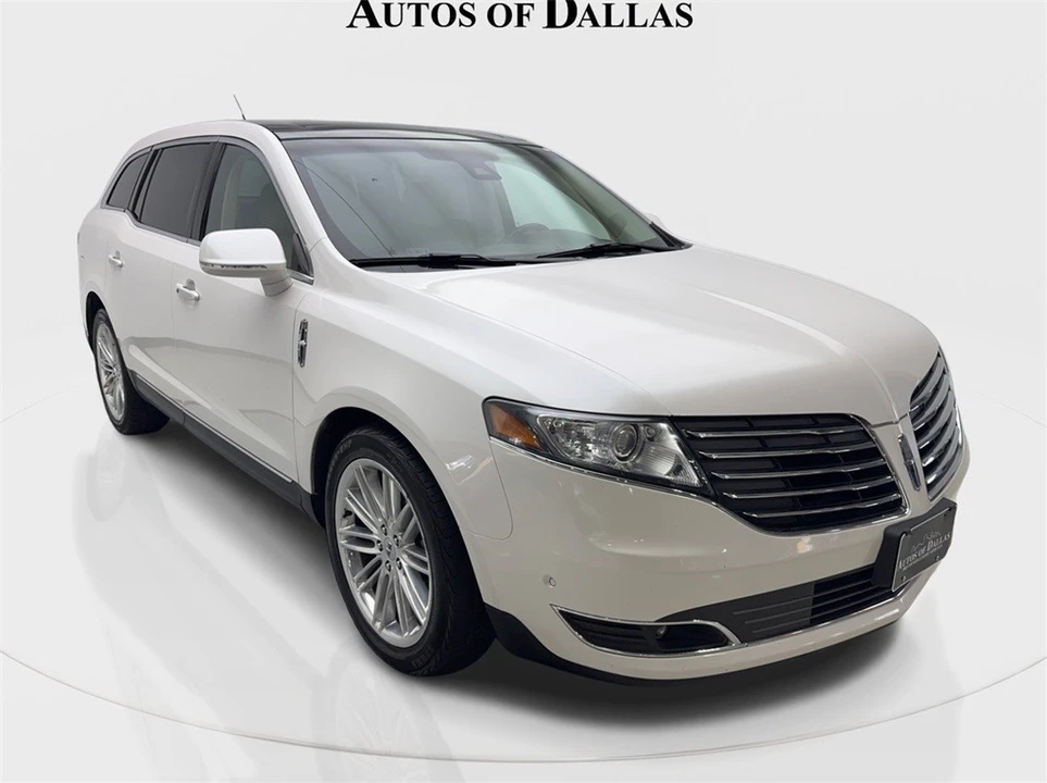 2019 Lincoln MKT - Image 4 of 12