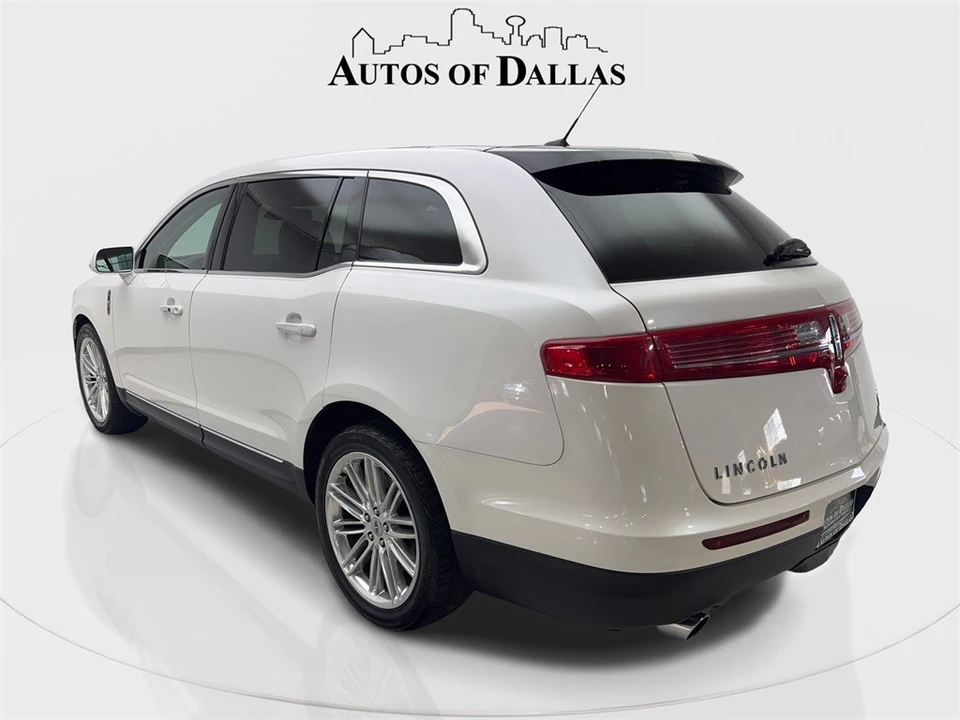 2019 Lincoln MKT - Image 9 of 12