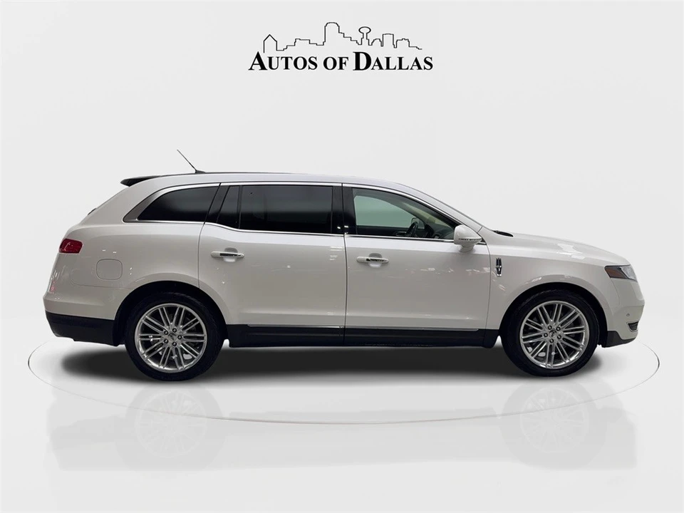2019 Lincoln MKT - Image 10 of 12